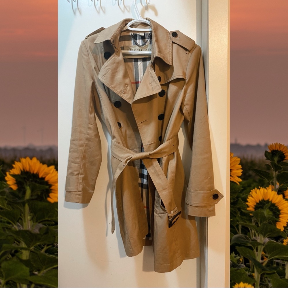 Burberry Trenchcoat